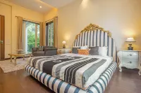 StayVista at Timeless Elegance w/ Pool, BBQ, Wi-Fi Hotels in Howrah