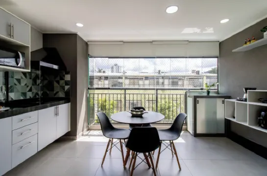 Garden on Blue Studio - GRU 303