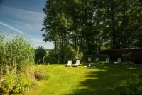 Dream view apartment in a chalet on Lake Sader Hotels in Buckow