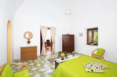 Casa Sansone terrace overlooking the sea Hotels in Montepertuso