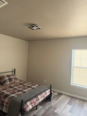 Charming 3-bedroom house with AC in Borger. Completely remodeled and updated Hotel di Borger