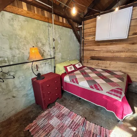 Cozy cabin on Jasper side of Smith Lake. Close to all amenities! Отели в г. Уокер