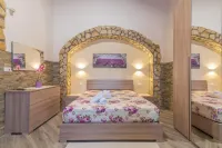 Casina del Forno with pool between Catania and Syracuse, hub for eastern Sicily Hotels in Carlentini