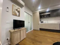 Entire Rental Apartment in West Melbourne Hotels in West Melbourne