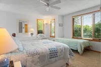 Beach Getaway - Spacious Katama Beach House