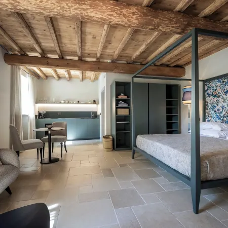 Boutique Guesthouse GIUS La Damaglück