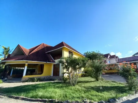 Maranda Cool Breeze Villa - 2minutes to the beach