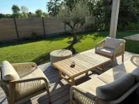 Villa in Sainte-Marine with outdoor spa and 5-minute walk to the main beach. Hotels in Combrit