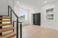 Beach Block! Luxory 7-bedroom house in Ventnor City with WiFi, AC Hotel di Ventnor City