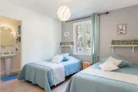 Le Clos des Fées Roussillon Hotels in Roussillon