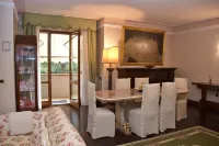 Elegant apartment with large terraces in quiet residential area.