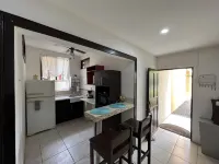 The Lindora Studio, 1 bedroom home with pool Hotels in Pozos