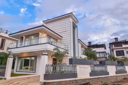 ROYAL PARADISE VILLA - Lonavala