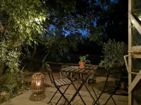 Green Box - be in Nature w/ Train to Porto Hotels in Valongo