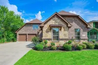 Historic Grapevine 3-bedroom house 4 minutes walk to Historic main street.