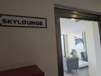 Penthouse with Volcano Views & Top Amenities - AC, Gym, Lounge, Patio, Workspace