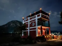 Beautifully designed Earthern home situated at the base of Skandagiri hills. Hotel a Chikkaballapura