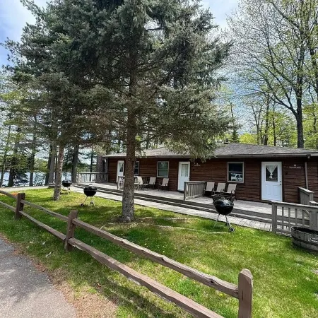 Black Bear Lodge Bear Trap 2 on Little Saint Germain Lake