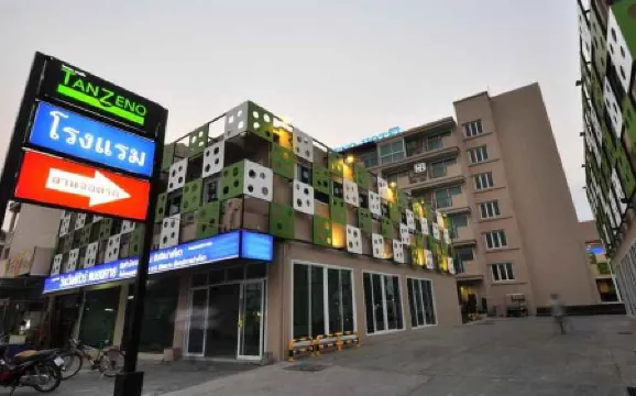 โรงแรมแทนซิโน