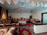 Appart Décoration Traditionnelle Bien Équipé 10 min Loin de Plage D'aglou Hotels in Tiznit