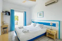 Daphne's Club Hotel Apartments Hotel a Corinthia