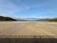 Riverside Cottage, Abergwynant (sleeps up to 3) - don't forget your binoculars!