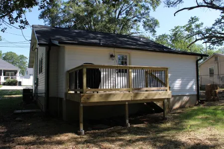 Delightful 2-bedroom house with AC in charming Easley