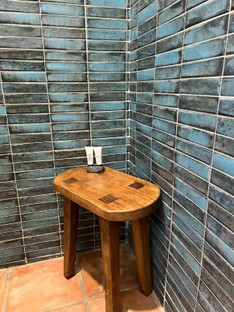 Charming 1-bedroom house with WiFi and AC in Pomona