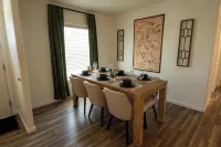 The Green House - 3 King beds, 2 Bathrooms in Yuma AZ