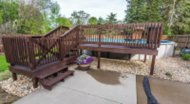 Family House: Pool, Games & Boat Parking