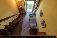 Bellagatta. The understated elegance of a home among the Sienese hills. Hotels in Buonconvento