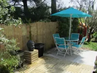 Detached villa with good amenities, private pool, close to Aix en Provence Hôtels à : Coudoux