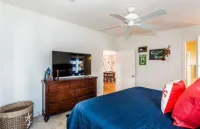 Waterfront Corner Lot-Heated Pool