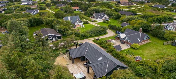 "Edmond" - 995m from the Sea Hotéis em Sondervig