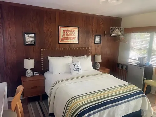 Cape Cod Motor Inn
