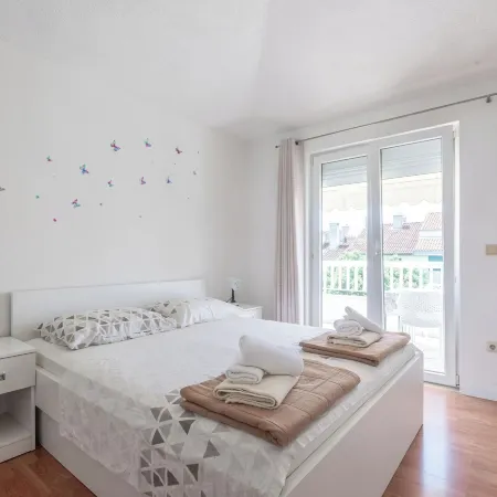Apartments Ivo
