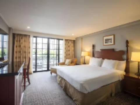 Polynesian Residences Waikiki Beach Hotels in Honolulu