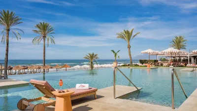 그란 마르베야 리조트 & 비치 클럽 Puerto Cabopino beach & marina 주변 호텔