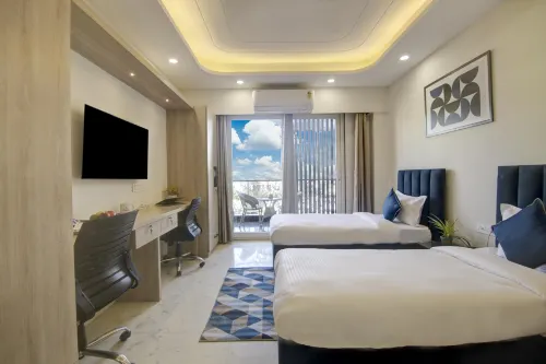 FlxHo Quad - Luxury Studio Apart Hotel DLF Cyber City - Condos