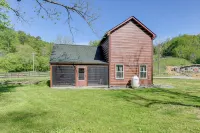 On-Site Creek Access Pet-Friendly Cosby Cabin! - 2-Star