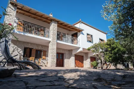 Terra Ionian Отели в г. Пиргос