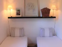 Holiday Home in Fréjus with Pool & Tennis