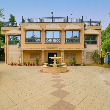 Hotel Shiv Villa by SAH