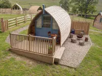 Pet-friendly Lakeside Cabin.