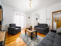 Spacious Apartment in Markoci - Bintang 2