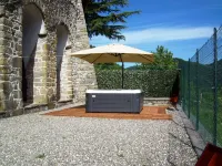 Relaxing Tuscan Home with WiFi