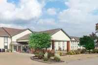 Ramada by Wyndham Springfield North Hotel a Springfield