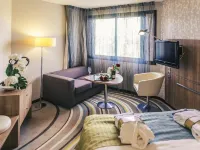 Mercure Angers Centre de Congrès Hotels near University of Angers