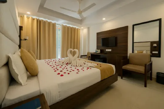 Aroha by Rishikesh-Swimming Pool & Spa