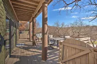 Medicine Park Cabin w/ Mountain Views! - 3-Star
